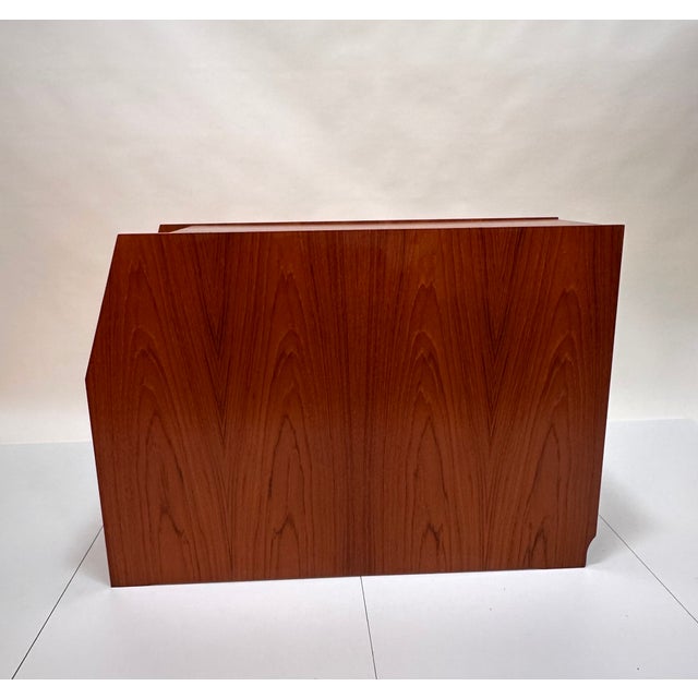 Brutalist Design Teak Storage Unit or Room Divider with Shelves, Denmark, 1970s For Sale - Image 18 of 18