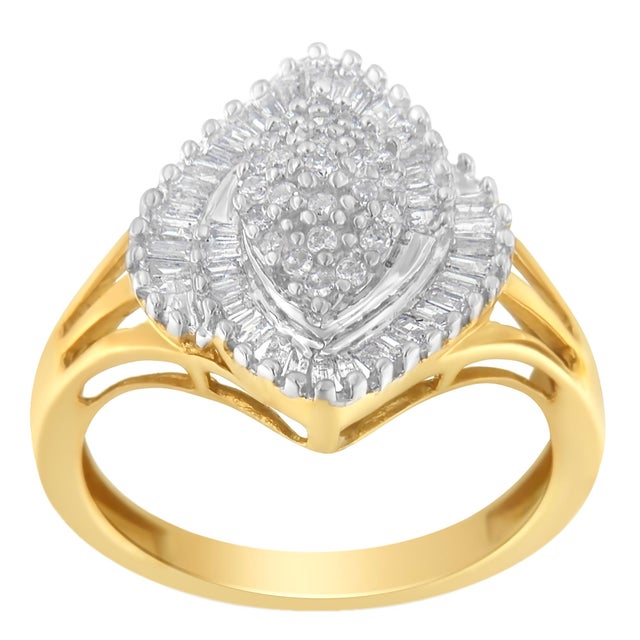 Contemporary 10K Yellow Gold Diamond Cocktail Ring (1/2 Cttw, J-K Color, I2-I3 Clarity) - Size 6 For Sale - Image 3 of 7