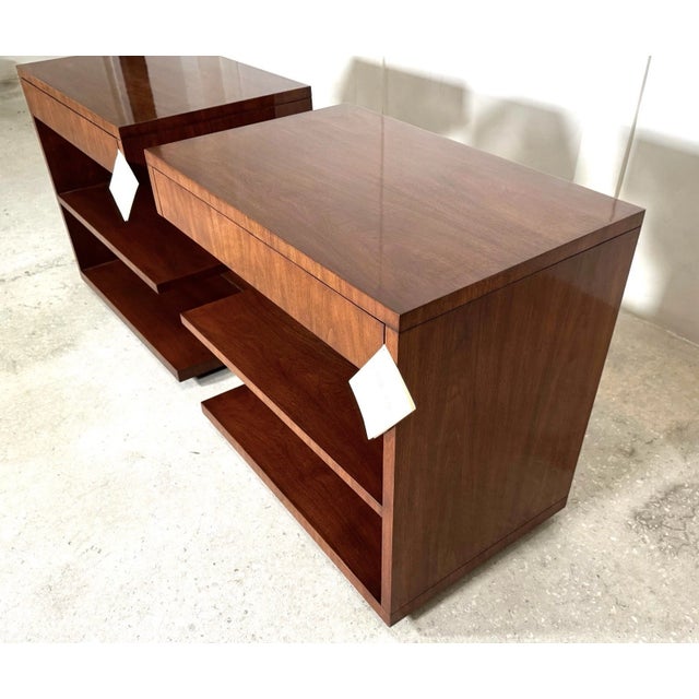 In excellent condition Overall Dimensions: 27.6H x 30L x 19D in Veneered in rich crown walnut with a solid alderwood base,...