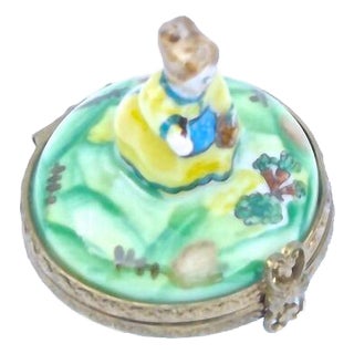 Vintage Porcelain Farm Maiden-Themed Limoges Box For Sale
