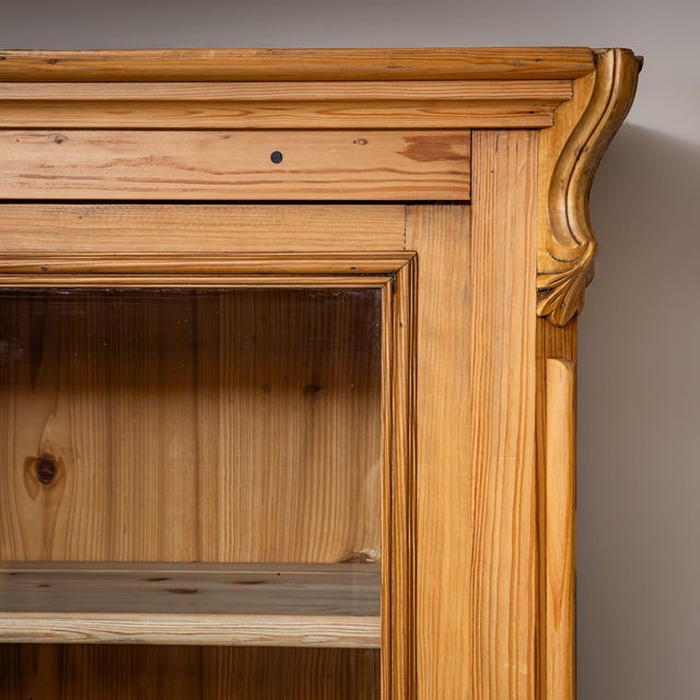 German Pine Display Cabinet, Late 19th Century For Sale - Image 6 of 8