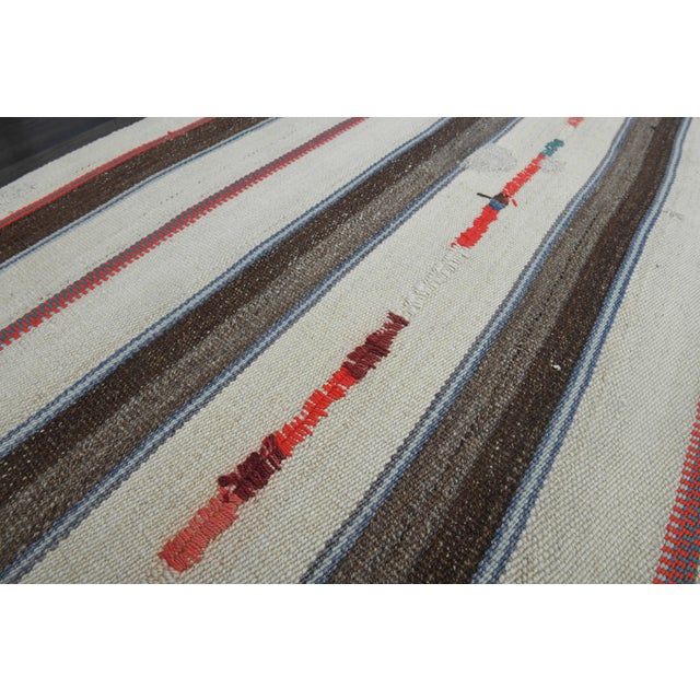 Boho Chic 1970s Vintage Handmade Wool Cotton White Area Rug For Sale - Image 3 of 11
