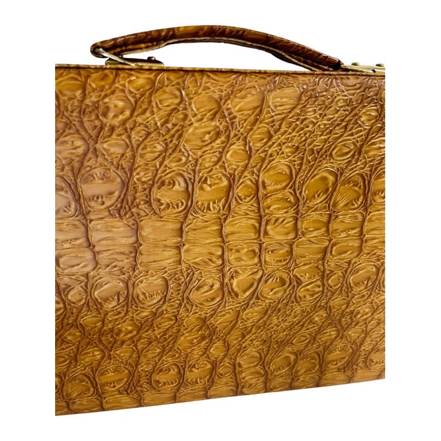 Vintage Mid-Century Backgammon Game Set Faux Crocodile Travel Case For Sale - Image 18 of 18