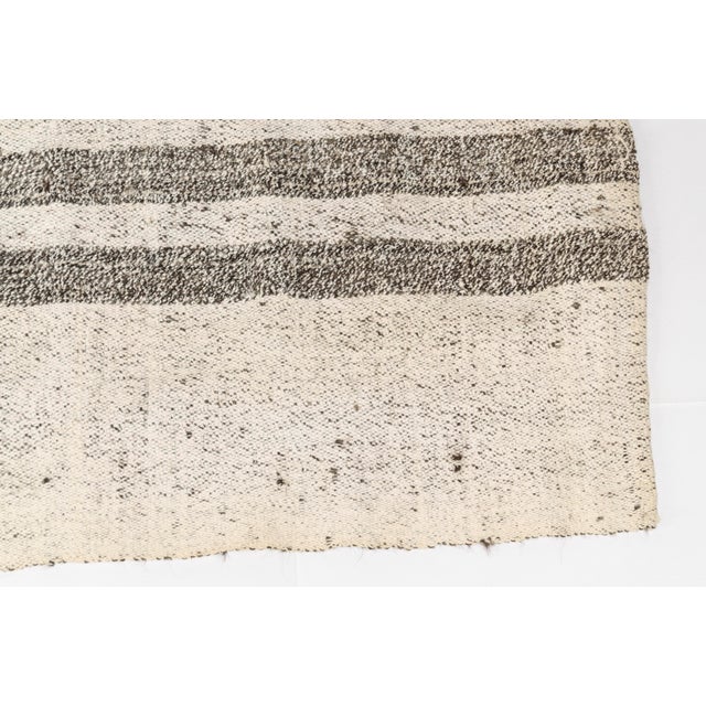 1950s Minimalist Neutral Decor Kilim For Sale - Image 9 of 9