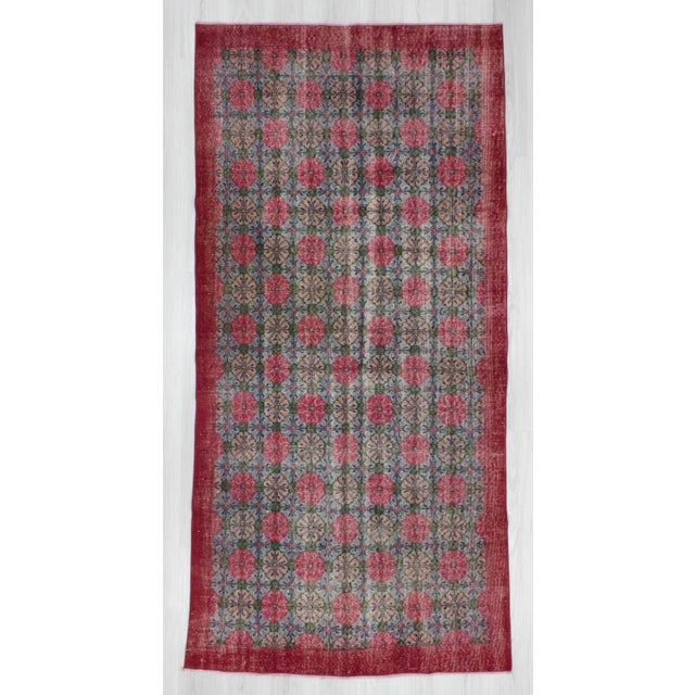 Vintage art deco rug from Isparta region of Turkey. In very good condition. Approximately 50-60 years old