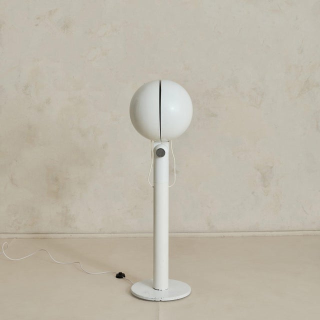 White Italian 'Tenaglia' Floor Lamp by Francesco Buzzi Ceriani, 1969 For Sale - Image 8 of 11