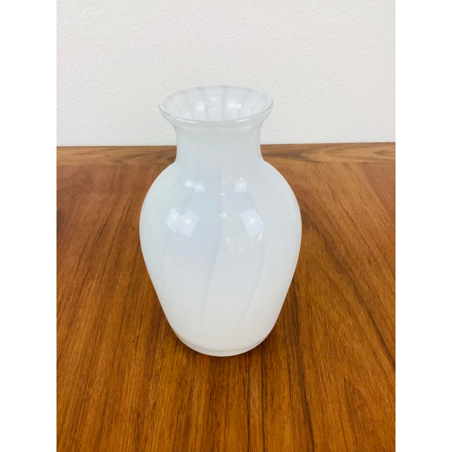 Murano Vintage 1960s Murano White Bubbles Art Glass Vase / Vessel For Sale - Image 4 of 6