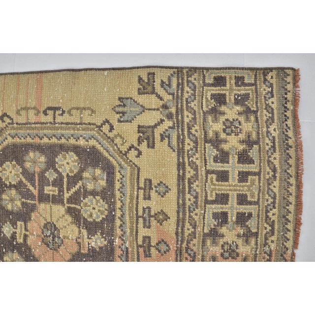 1960s Neutral Hallway Decor Long Turkish Rug For Sale - Image 9 of 11