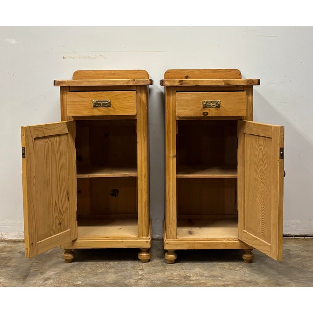 Early 20th Century European Pine Nightstands For Sale In Naples, FL - Image 6 of 10
