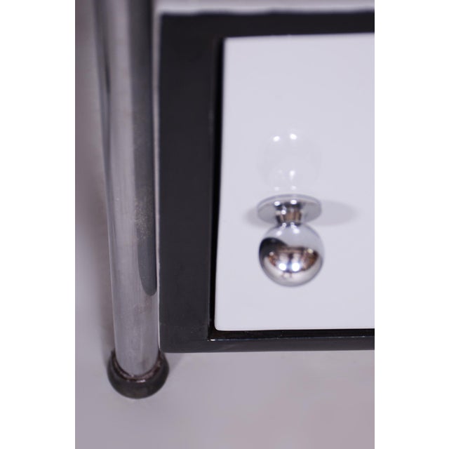 Bauhaus Bedside Tables attributed to Vichr a Spol.,Czech, 1930s, Set of 2 For Sale - Image 4 of 9