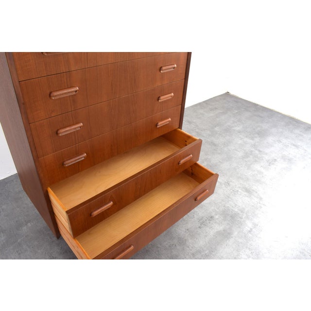 Mid-Century Modern Danish Teak Chest of Drawers, 1960s For Sale - Image 16 of 17