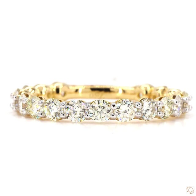This ring from our contemporary estate collection centers on a 1.48-carat diamond in a round brilliant cut for lively,...