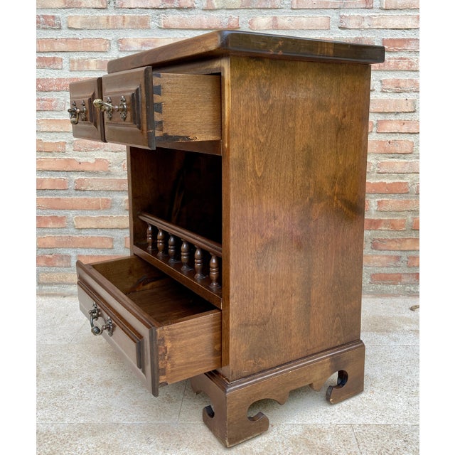 20th Spanish Nightstands With Three Drawers One Shelf And Bronze Hardware 1970s, A Pair For Sale - Image 11 of 18