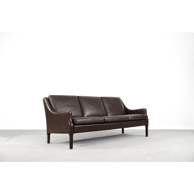 Wood 3-Seater Chocolate Leather Sofa, 1960s For Sale - Image 7 of 18