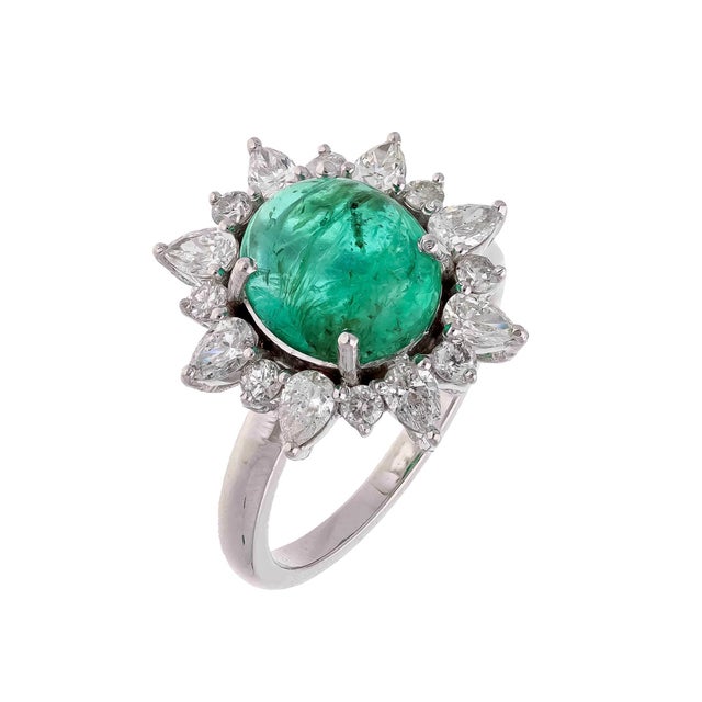 Green Natural Zambian Emerald Ring With Diamond and 18k Gold For Sale - Image 8 of 8
