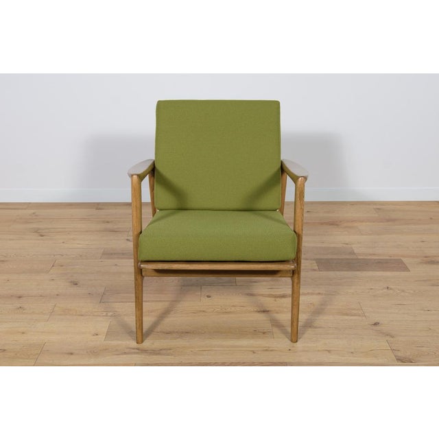 Set of Model 300-139 Armchairs from Swarzędz Factory, 1960s For Sale - Image 6 of 18