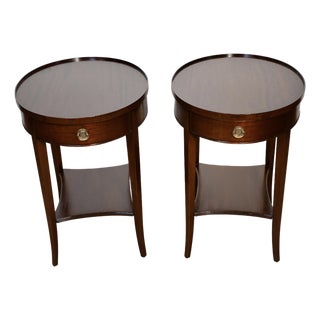 1930s English Regency Mahogany Pair of Side Tables / End Tables Accent Table For Sale