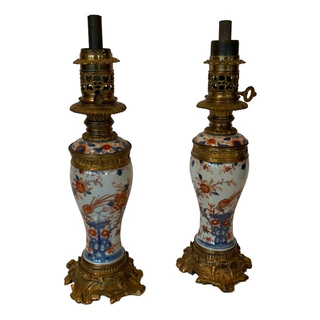 Chinese Porcelain Lamps with Chased Bronze Bases, 19th Century, Set of 2 For Sale