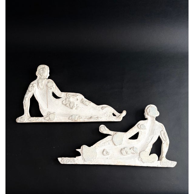Early 20th Century Stucco Sculptures Depicting Nude Female Figures, Italy, 1920s, Set of 2 For Sale - Image 12 of 13