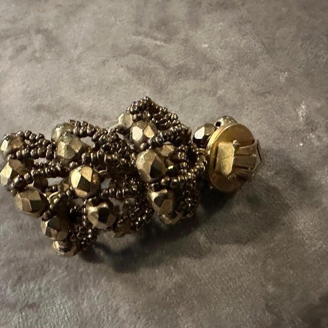 1960s Costume Jewelry Gilt Metal and Beads Italian Clip-on Earrings For Sale - Image 9 of 9