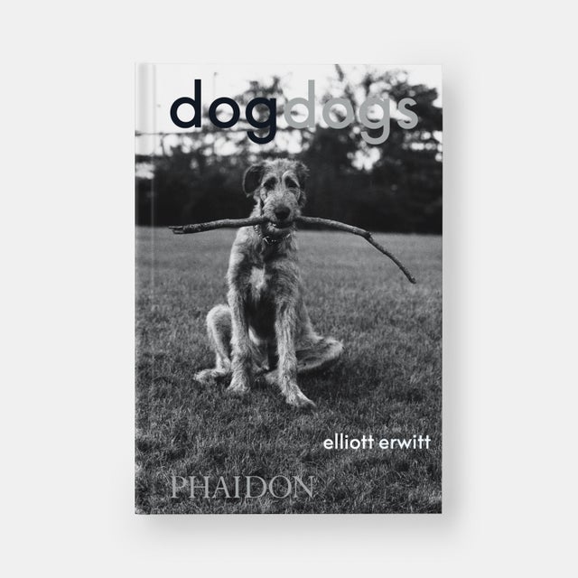 A reissue of the classic and much-loved collection of 500 witty images of dogs by legendary Magnum photographer Elliott...