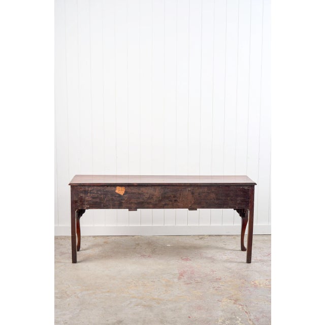 18th Century Tiger Oak Dresser Base / Console (C. 1790) For Sale In Charleston - Image 6 of 10