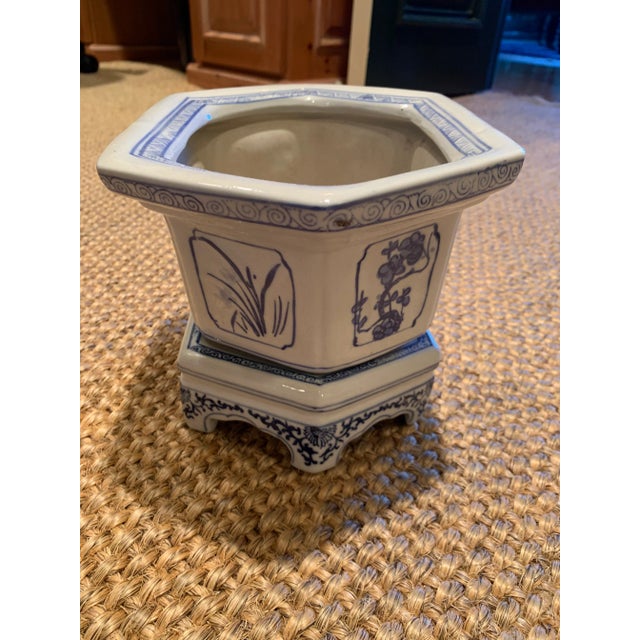 White Vintage Japanese Pot For Sale - Image 8 of 10