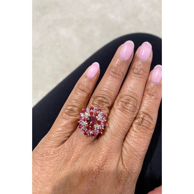 3.57 Carat Tourmaline Sapphire Yellow Gold Cocktail Ring, Size 7 For Sale In Los Angeles - Image 6 of 8