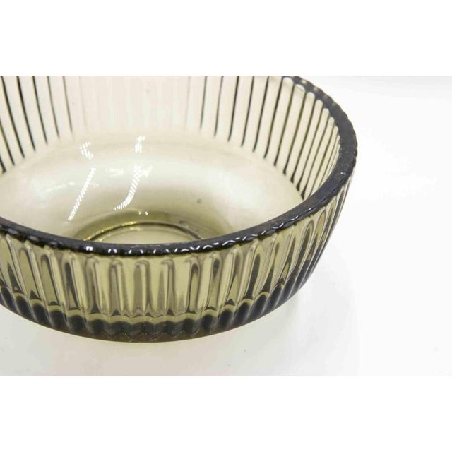 Vintage Italian Green Glass Serving Bowls, 1970s, Set of 4 For Sale - Image 4 of 5
