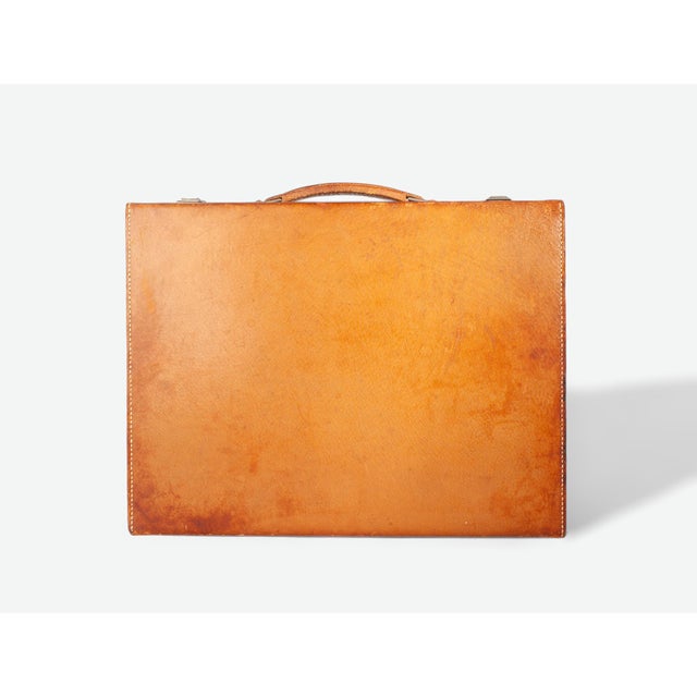 1960s Mid-Century Modern Leather Travel Case With Vanity/Grooming Set by the Luxury Brand Hermès Paris, France - 5 Pieces For Sale - Image 10 of 13