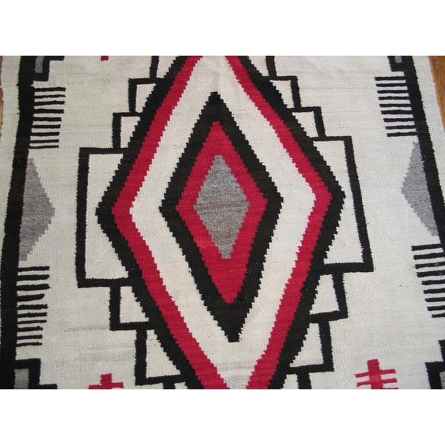 Tribal 1930s White Diamond Tribal Antique American Navajo Rug 4'x 5' 4" Flatweave Wool Carpet For Sale - Image 3 of 6