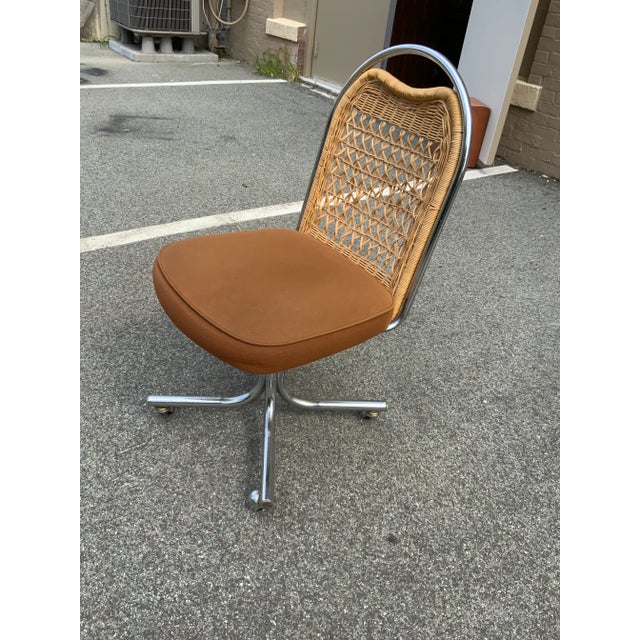 Daystrom Daystrom Furniture Mid Century Chrome and Wicker Swivel Vanity/Desk Chair For Sale - Image 4 of 12