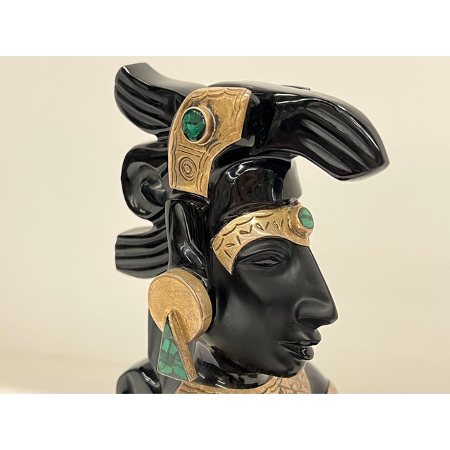 1970s Teotihuacán Mexican Obsidian/Onyx Style Aztec Warrior Sculpture – Kneeling Figure W/ Shield & Macuahuitl – Metal & Green Stone Inlay For Sale - Image 12 of 17