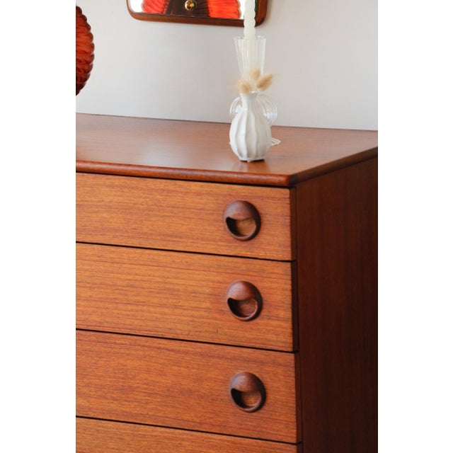 Vintage Scandinavian Teak Chest of Drawers from Avalon, 1960 For Sale - Image 9 of 15