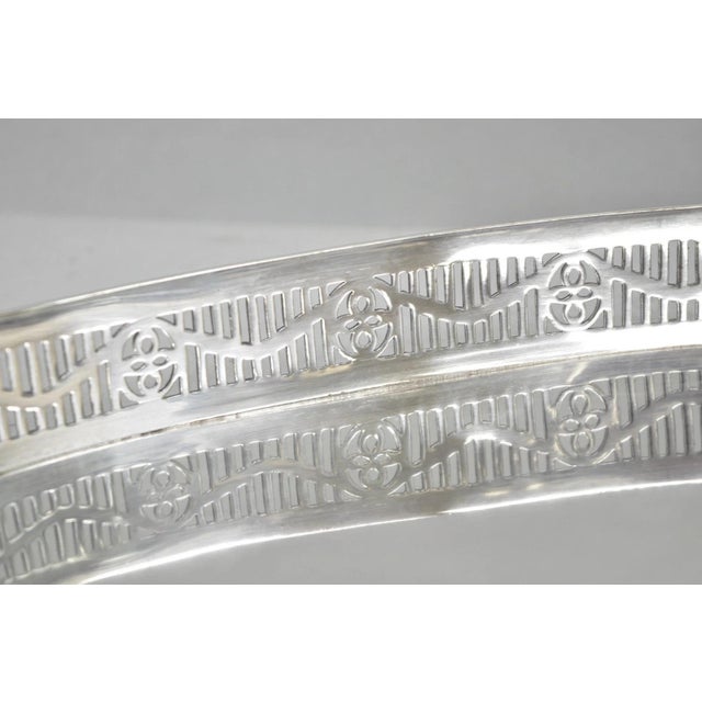 Sheffield Antique English Sheffield Edwardian Silver Plated Oval Serving Platter Tray For Sale - Image 4 of 16