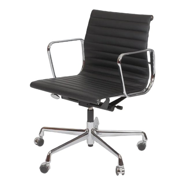 Black Leather EA-117 Office Chair by Charles Eames for Vitra For Sale