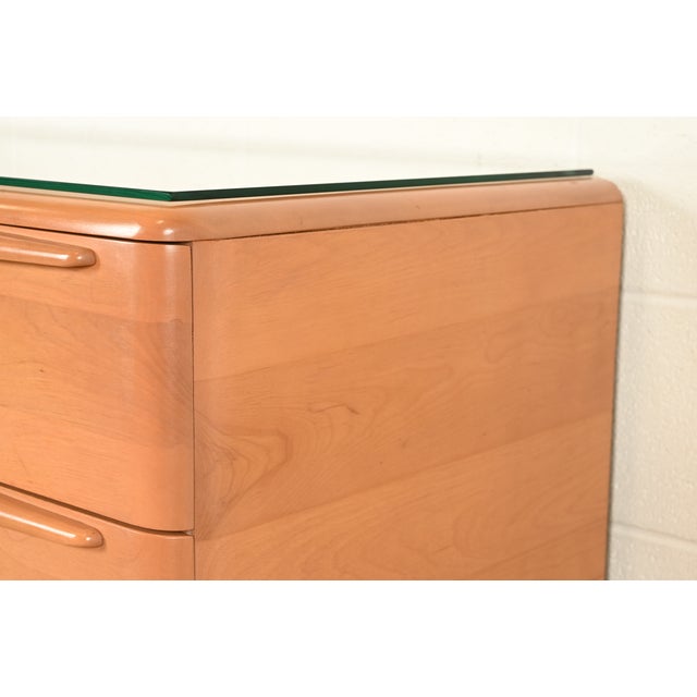 Heywood Wakefield Mid-Century Modern Solid Birch Five-Drawer Highboy Dresser, 1965 For Sale - Image 10 of 18