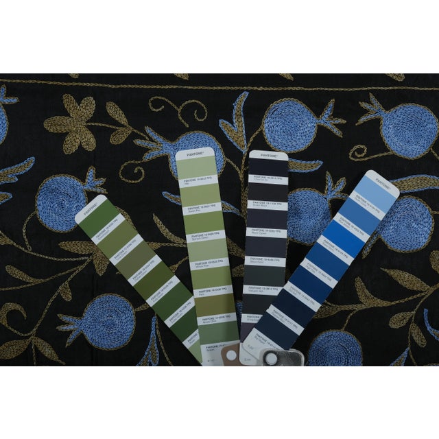 Silk Suzani From Uzbekistan - Wall Hanging Decor For Sale - Image 9 of 9