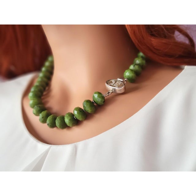 Canadian Nephrite Jade Necklace 19", With Unique Natural Herbarium Silver Clasp For Sale - Image 4 of 6