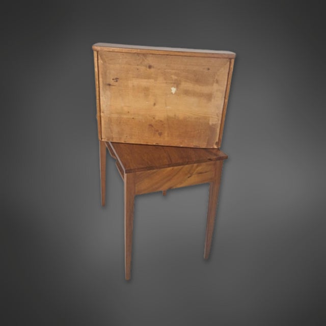 Rectangular Biedermeier Table in Walnut, 1820s For Sale - Image 4 of 10