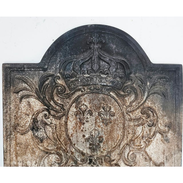 19th Century Antique French Cast Iron Fireback With Royal Arms of France - Fabulous Patina For Sale - Image 5 of 9