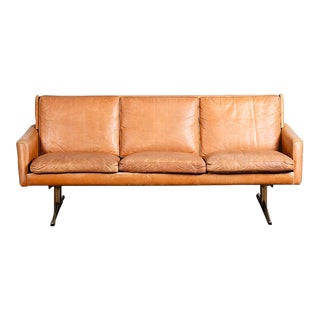 1960s Mid Century Danish Modern Leather Sofa Couch 3 Seater Tan 3 Seater Metal Legs For Sale