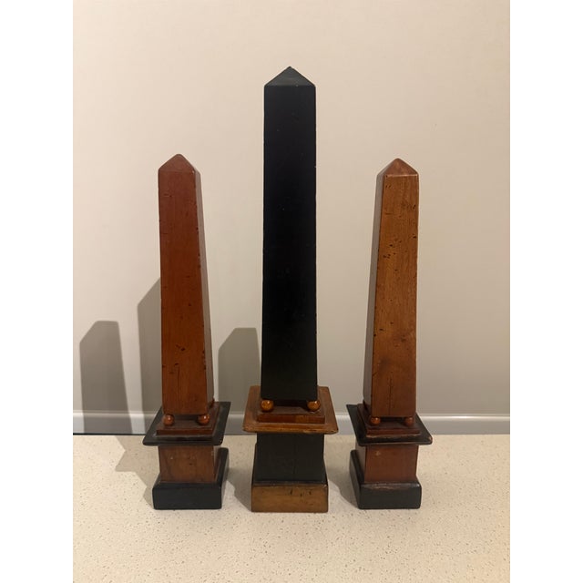 Wood Vintage Neoclassical Two-Tone Wood Obelisks - Set of 3 For Sale - Image 7 of 8