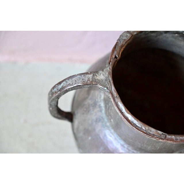 Large Hammered Copper Water Jar, 1920s For Sale - Image 9 of 14