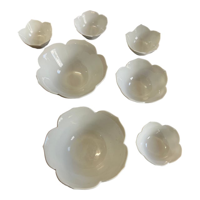 1970s Collection of Ceramic White Lotus Nesting Bowls- Set of 7 For Sale