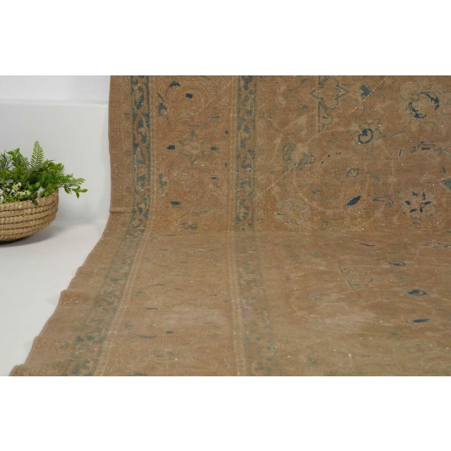 Persian 1970s Vintage Persian Handmade Wool 10x13 Beige Area Rug For Sale - Image 3 of 11