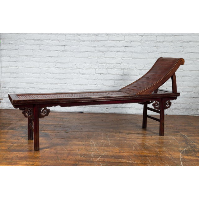 Mid 19th Century Chinese Qing Dynasty Elm & Bamboo Lounge Chair with Cloud Carved Spandrels For Sale - Image 11 of 12