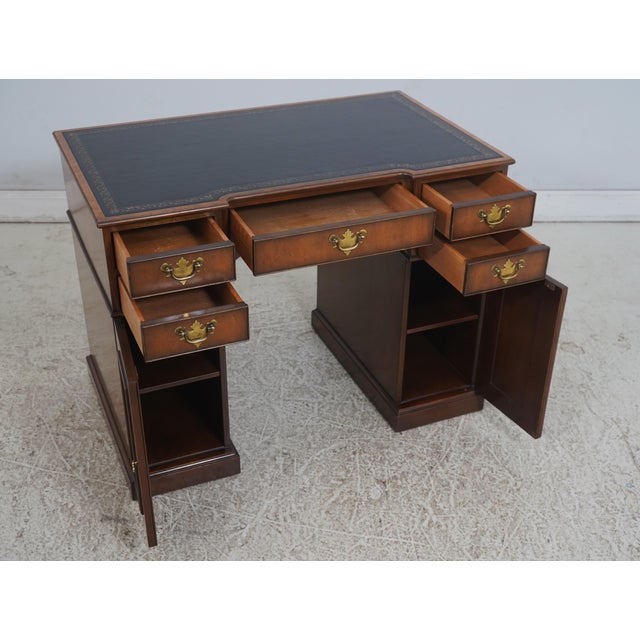 English Kittinger Leather Top Small English Style Mahogany Desk For Sale - Image 3 of 18