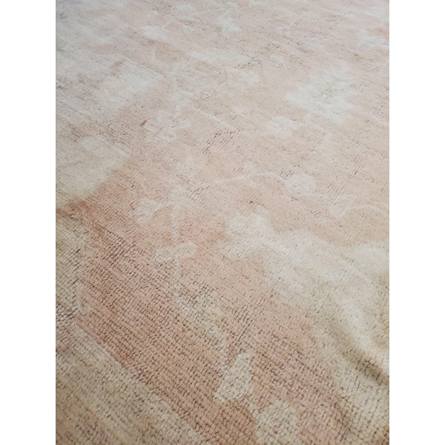Late 19th Century Antique Turkish Angora Oushak Carpet, Handmade Oriental Rug Shrimp, Pink, Ivory For Sale - Image 5 of 18