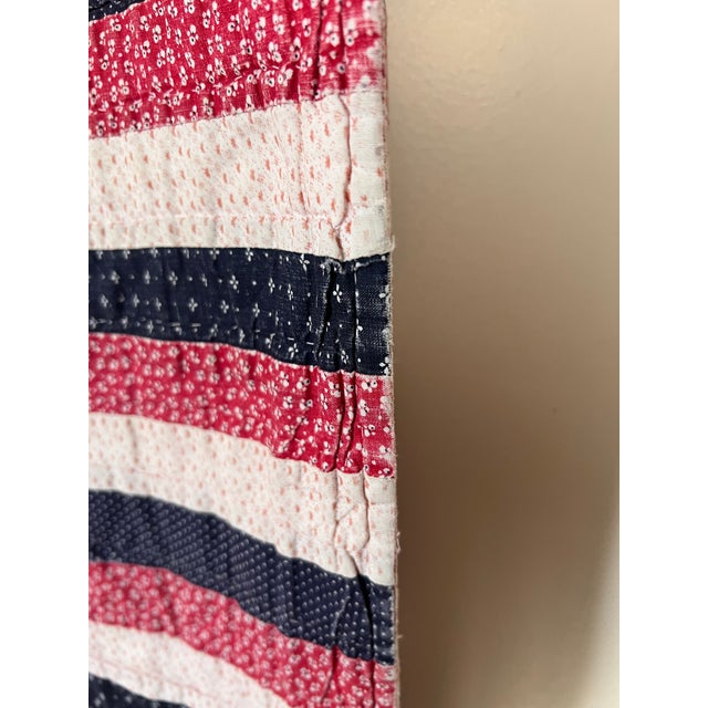 Red Matching Pair of Antique American Patriotic Hand Quilted Log Cabin Quilts C. Early 20th Century For Sale - Image 8 of 13